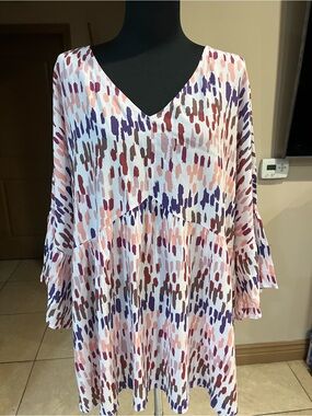 ANDREE BY UNIT V-Neck Tunic Top in Pink, Purple, Brown